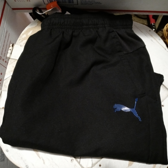 π PUMA JOGGER SPORTSWEAR PANTSπ - Picture 2 of 13